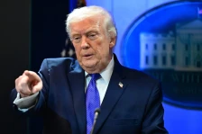 Шји му рекол на Трамп дека Путин можеби ќе зажали за инвазијата врз Украина, објавува „Фајненшнл тајмс“