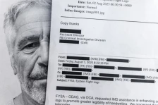 „Њујорк тајмс“: Прошталната порака на Епстин беше скриена од јавноста