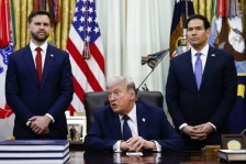Трамп: Претседателската трка на Венс и Рубио би била тим од соништата