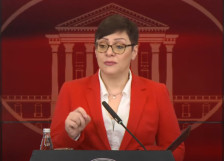СДСМ: Министерката за финансии прво повикува на средба, а потоа бега