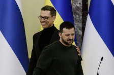 Финскиот претседател: Украинската армија е стратешки ресурс што Европа мора да го искористи