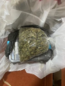 Претрес во Дебар, пронајдена дрога, уапсен маж