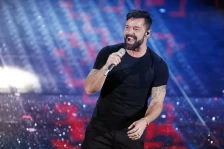 „Пеев, патував, пливав и се смеев“ – порака од Рики Мартин до хрватската публика