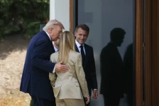 Трамп удри по Мелони: Ме молеше за фотографија за да си го крене рејтингот