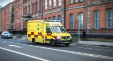 Повеќе жртви во пожар во куќа во Ирска; меѓу настраданите и деца