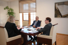 Министерката за финансии на средба со претседателот на Фискалниот совет: Отворени сме за дијалог - Press24