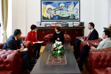 Сиљановска-Давкова ги прими акредитивите на новоименуваната амбасадорка на Кина, Џианг Сјаојен - Press24