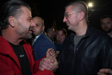 Мицкоски во Брвеница: Вечева славиме за Македонија - Press24