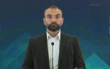 (ФОТО) Димитриевски: Како е поврзан Трипуновски со корупцискиот скандал, негова блиска соработничка е меѓу осомничените