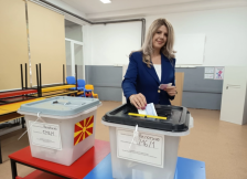 Четири жени седнуваат на градоначалниките места - извојуваа победа на локалните избори - Press24