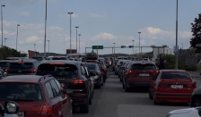 Грчките земјоделци повторно ги блокираа границите со Македонија