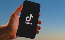 Американците го преземаат TikTok: Кинезите ја продаваат апликацијата