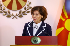 Сиљановска-Давкова: Ни требаат гаранции, а не моменти