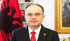 Албанскиот претседател ќе прошета во Старата скопска чаршија