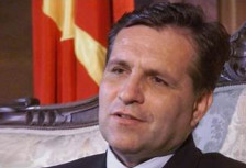 22 години од смртта на Борис Трајковски по падот на владиниот „Кингер“