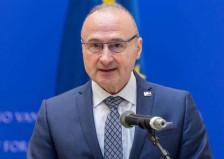 Хрватскиот министер за надворешни работи во посета на Македонија