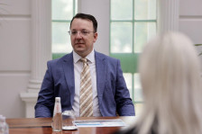 Николоски: На Македонија очајно и е потребна правда и владеење на правото, потребен е нов пристап