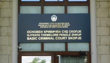 Судот му одреди 30 дена притвор на директорот кој беше фатен со 50.000 евра под седиштето на автомобилот