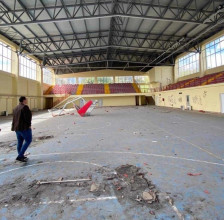 Со години беше во руинирана состојба – реконструкција на спортската сала во кампусот на УКИМ во Скопје