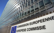 ЕК смирува: Не се очекува масовен бран мигранти од Иран кон Европа