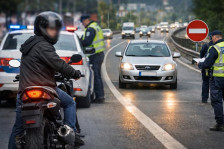 Сообраќаен хаос на патиштата: Приведени малолетници, возеле без возачка и во спротивна насока