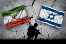 Ескалација на судирите: Хезболах истрела 70 ракети, Израел возврати со жестоки воздушни напади