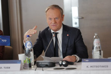 Туск остро против Орбан: „Користи трикови за домашна игра, цела Европа има проблем со него“