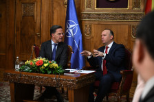 Средба меѓу претседателот Гаши и генералниот секретар на НАТО: Потврда за силното сојузништво