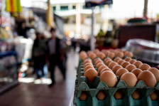 Пред Велигден, проверете дали ви продале свежи јајца