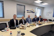 Израелската Елбит Системи, чијашто фабрика беше цел на терористички напад во Чешка, има бизниси и во Македонија