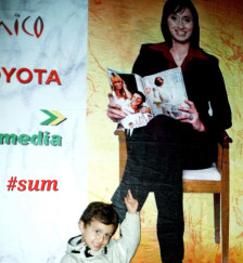 Активистот Суад Мисини и неговиот син Исак ја пренаменуваат семејната куќа во центар за поддршка на ранливи категории