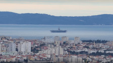 Во Сплит пристигна USS „Џералд Р. Форд“, најголемиот носач на авиони во светот