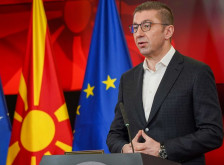 Мицкоски му порача на Савески да не очекува повисоки плати, вработувања може