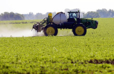 Субвенциите доцнат, земјоделците излегуваат на протест