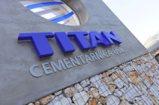 ТИТАН Усје настанот на „Стоп за Усје“ пред Министерството за животна средина