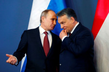 Вашингтон пост: Орбан и Сијарто го брифираат Кремљ после секој состанок на ЕУ