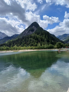 Словенија е новата летна адреса за холивудската елита