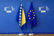 ЕУ предупредува: Поделбите и кризите го забавуваат патот на Босна и Херцеговина кон членство