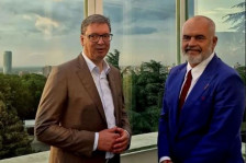 Едвард Џозеф: Писмото на Вучиќ и Рама за фазен пристап кон ЕУ е „тројански коњ“