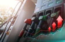 Цените на горивата скокаат и во регионот: Босна и Херцеговина и Хрватска воведоа ограничувања и построги контроли на пумпите