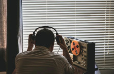 Тајни снимки ја тресат словенечката политичка сцена