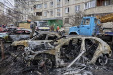 Украина: Погодена е станбена зграда во Днепар, има мртви и ранети; Киев го нападна рускиот Самарски регион