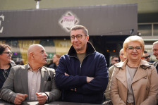 Мицкоски ја обвини авангардата за иселувањето на младите