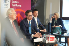 Пендаровски: Нема да има промени во политиките за проширување, ЕУ е во трка да биде рамна со САД и Кина што е грешка