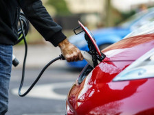 Расте побарувачката за електрични автомобили