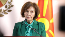 Сиљановска-Давкова со порака до ЕУ: Да зборуваме за реформи, не за ирационални прашања