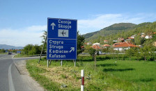 Пак колони на Ќафасан, Албанците доаѓаат во Македонија по поевтино гориво и храна