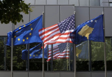 Дали Косово ќе биде принудено да избере помеѓу САД и ЕУ?