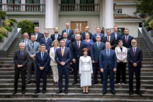 Кој има втор пасош? Отпор што ја разобличува Владата