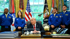 Кина или САД во трка за астронаути на Месечината: Трамп вели 2028 е годината